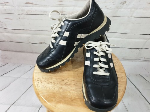 SKECHERS Women Black Leather/Beige Lace 