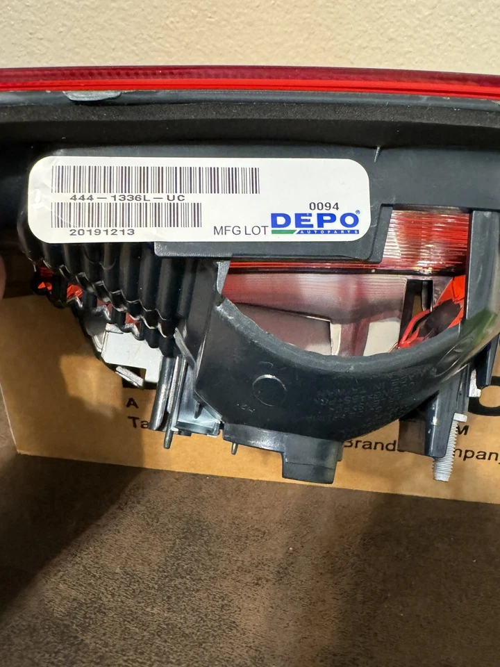 Conjunto de lámpara de respaldo LH/Drive para BMW 335i 328i xDrive Foto 4 de 4