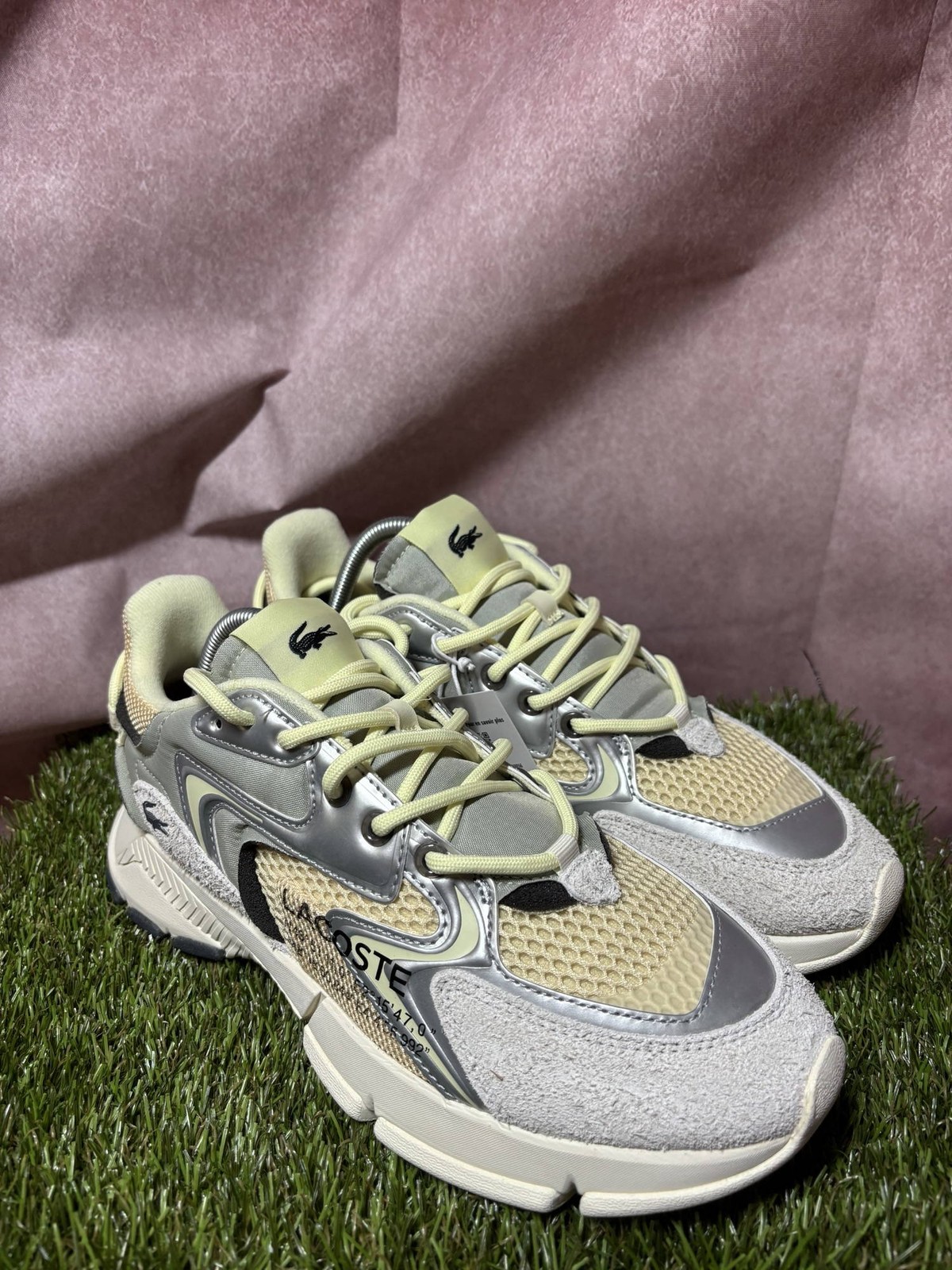 Lacoste L003 Neo Traines UK Mens Size 8 image 2