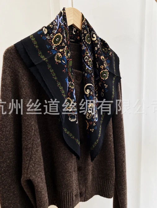 100% Mulberry Silk Scarf Bandanna Shawl Neckerchief 65X65cm cashew Print Square