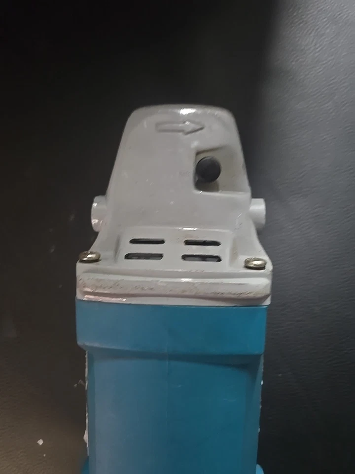 Tampón pulidora King 7" modelo 2566-067 10,9 amp 1200 vatios. Foto 3 de 4