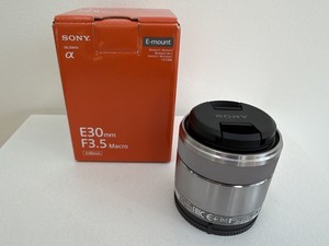 Sony E 30mm f/3.5 Macro SEL30M35 – Mint Condition – Boxed – E-Mount