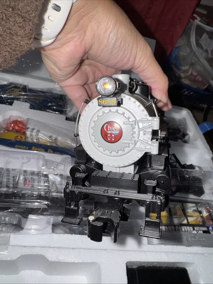 Lionel 6-30173 O Gauge Santa Fe Flyer Freight Train Set #8689 - Image 3 of 4