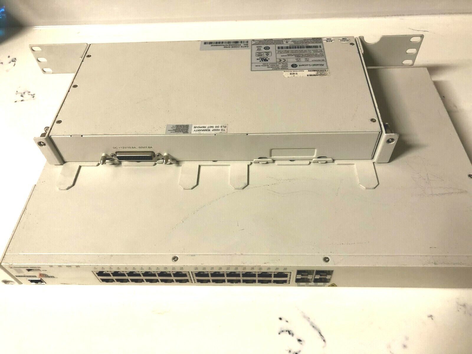 Alcatel-Lucent Alcatel Omni (OS6850-P24) 24-Ports Rack-Mountable Switch ...