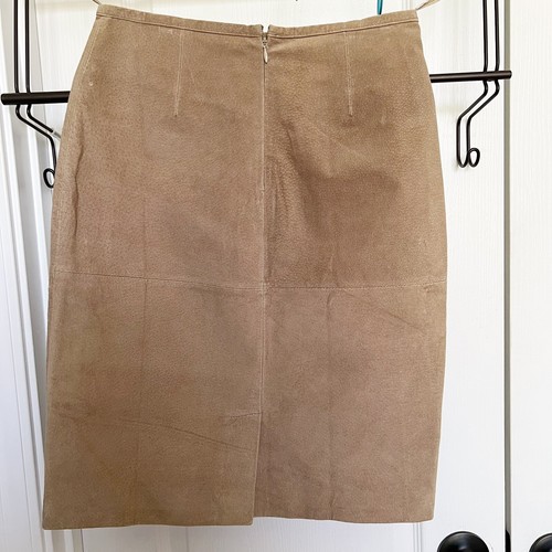 A Bernardo Fashions Company Womens Leather Skirt Knee Length Size 4 Tan Cognac - Picture 2 of 8