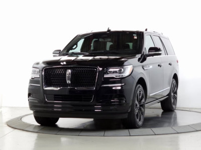 Touch Up Paint for Lincoln Navigator with paint code UM