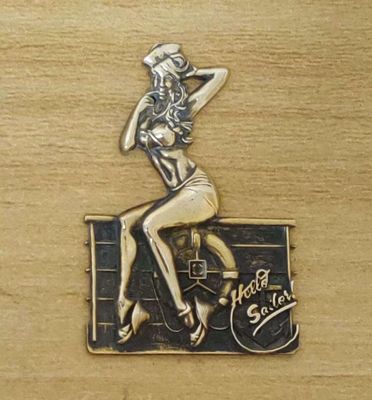 1 piece Brass Sexy Sitting Lady Statue badge DIY sticker suitable for ZIPPO