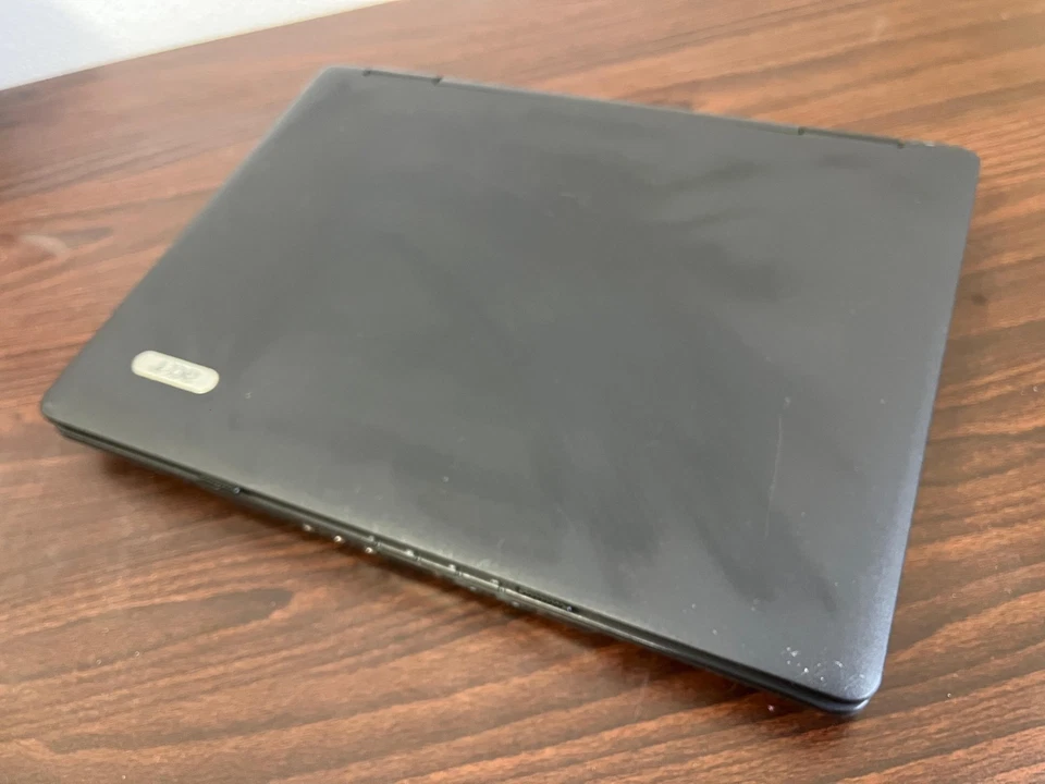 Acer Extensa 5230e Schermo 15.4 - 2.2 GHz - 1 GR DDR2 - 160 G8 HDD FUNZIONANTE - Immagine 3 di 4