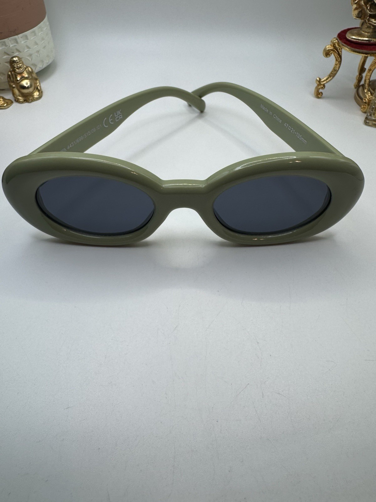 ZARA Oval sunglasses Retro Style with a resin frame UV Protection Olive Green