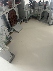 LEGO The Lord of the Rings: The Battle of Helm's Deep (9474)