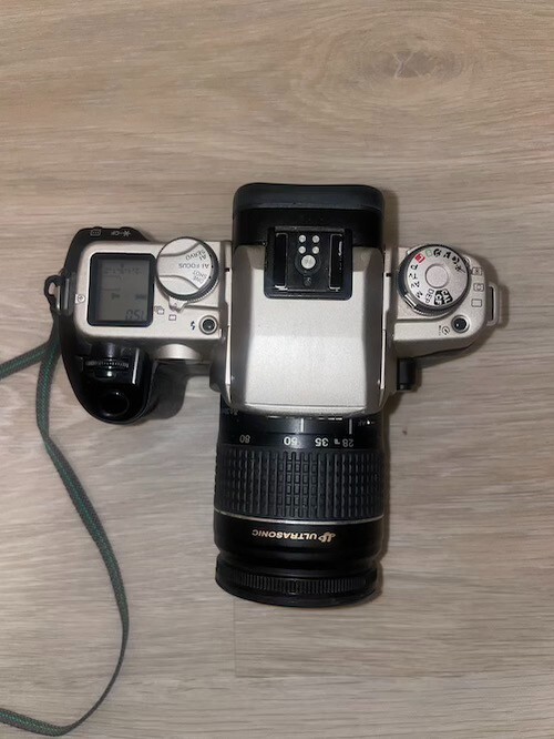Canon EOS Elan IIE 35mm SLR Film Camera with 28-80 mm lens Kit for