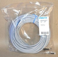 Festo NEBU-M8G3-K-15-LE3 Verbindungsleitung 575986 Neu