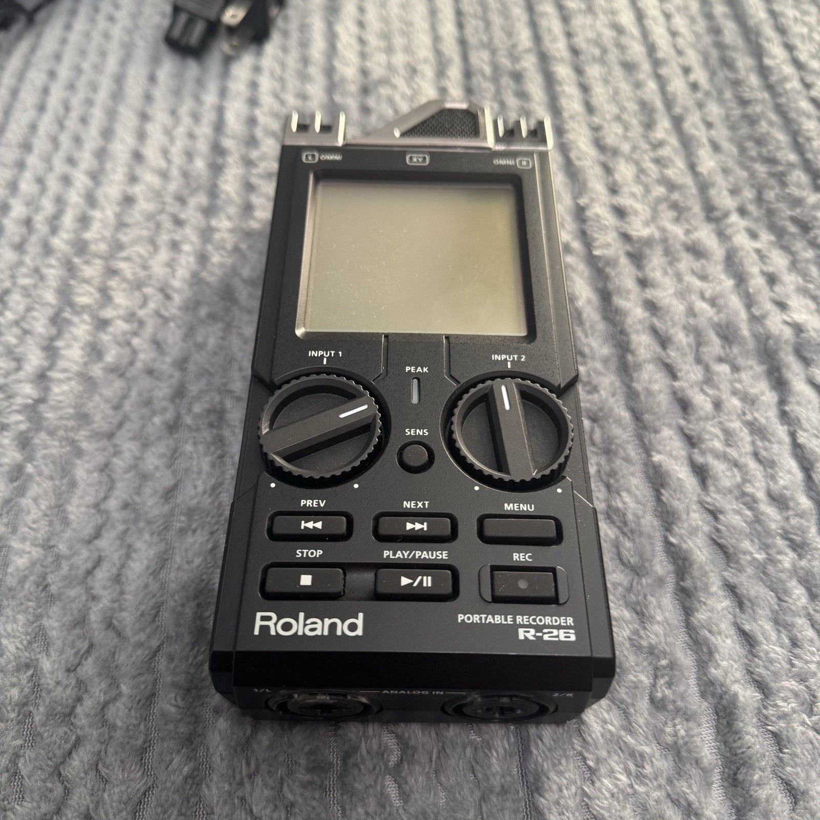 Roland R-26 6-Channel Digital Field Audio Recorder With Box And Cable Tested