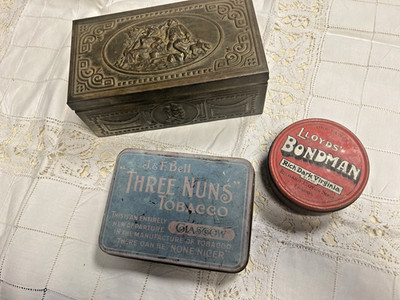 VINTAGE KONVOLUT TABAKDOSEN STATE EXPRESS ZIGARETTEN BONDMAN, DREI NONNEN TABAK