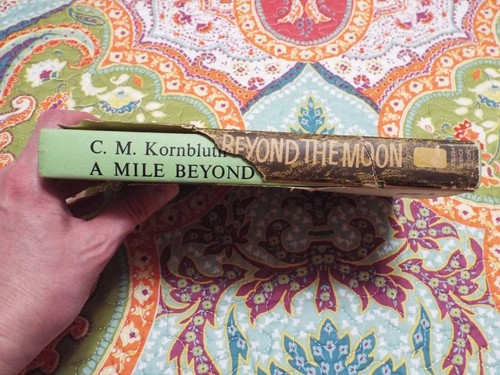 SALE!!! $4 "A Mile Beyond the Moon" C.M. Kornbluth 1958 More Books in Other Ads - Bild 3 von 11