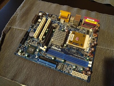 ASRock K7S41GX SOCKET A 426 Mainboard mit 1.8 GHz AMD Duron