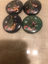 POPEYE THE SALIOR  AND  FRIENDS 4 CHRISTMAS PIN  BUTTON LOT  NEW MADE IN THE USA