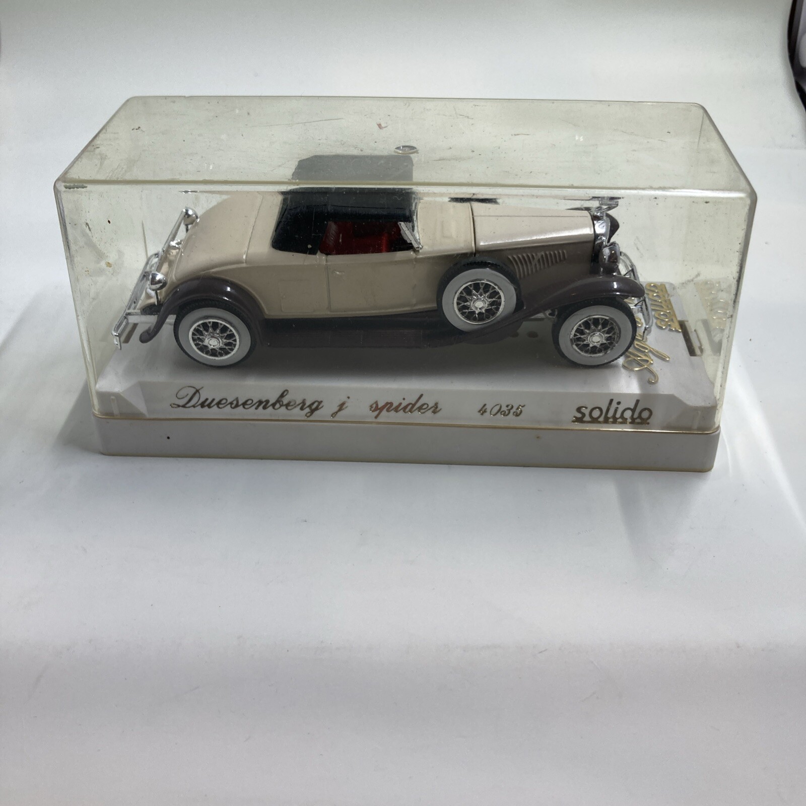 Picture 5 of 24