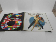 Torvill & Dean face the music world tour souvenir theatre programme 1994