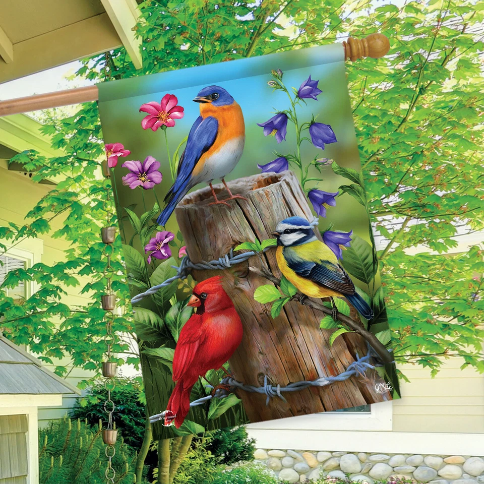 Cerca Poste Pájaros Casa de Primavera Bandera Cardinal Bluebird 28" x 40" Briarwood Lane Foto 3 de 4