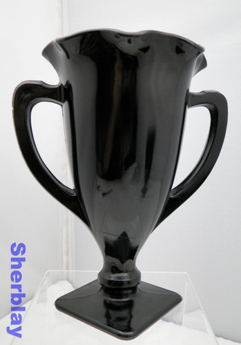 L.E. Smith Art Deco Black Glass Loving Cup Dancing Nymphs Trophy Vase 7" 1930'S - Picture 2 of 8
