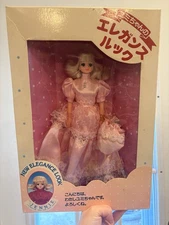 Yumi-Chan jenny jennie Doll Japan **READ** New Elegance Look Blonde 11.5”