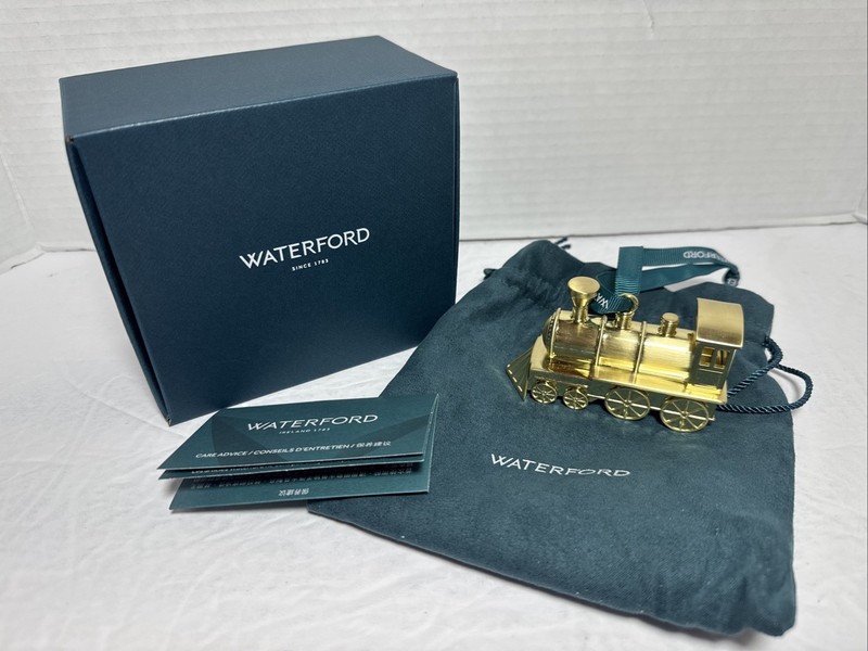 WATERFORD CHRISTMAS METAL  STEAM TRAIN GOLDEN ORNAMENT- NEW