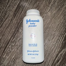 Johnson  s Baby Powder Original Formula 9 Oz Remaining Talc