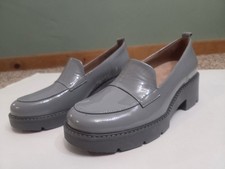 NWT Naturalizer Darry Heeled Loafers Womens 6.5 Titanium Comfort Slip On
