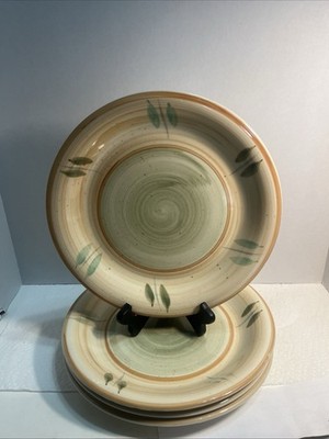 (4) Gibson Everyday Dinner Plates 10'' Nice  1815
