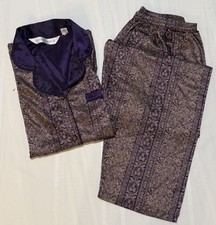 Vintage Victoria  s Secret NWOT Pajama Set Purple Gold Trim Paisley L