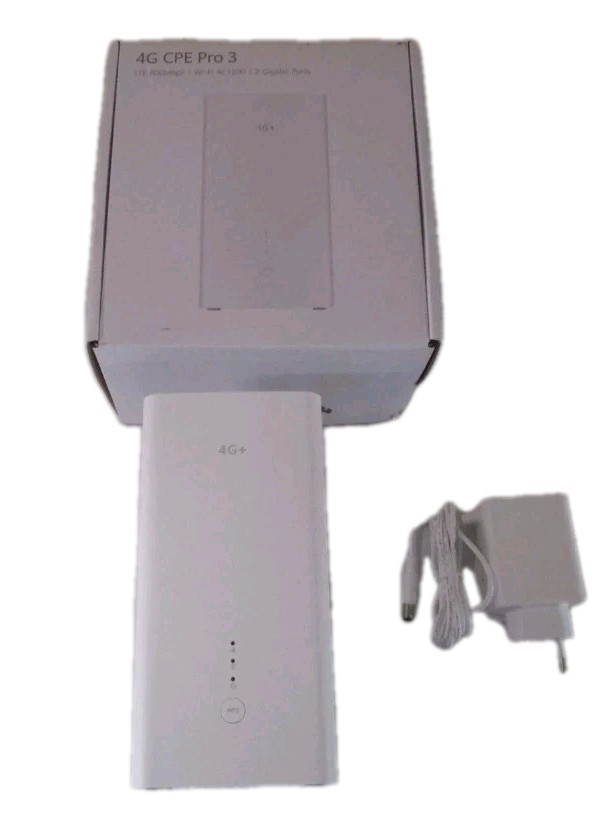 Routeur 4G Huawei B628-350 CPE3 Pro fixe blanc avec débits jusqu'à 600 Mbps
