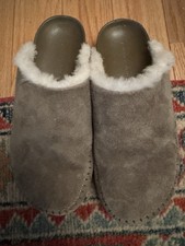 Jenni Kayne Shearling Lined Olive Gr Suede Moc Clog Slide Women's Size 38 US 8 