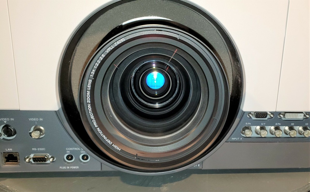 SONY VPL-FH500 WUXGA PROJECTOR w/ VPLL-Z4015 LENS, REMOTE SONY VPL-FH500 WUXGA PROJECTOR w/ VPLL-Z4015 LENS, REMOTE