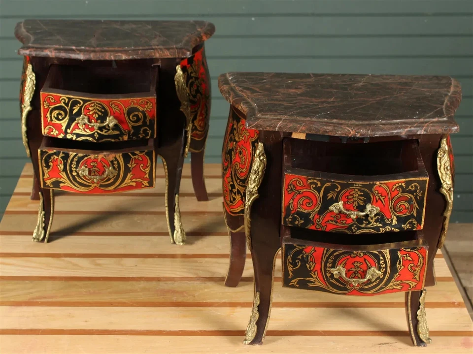 Mesitas de noche, cómodas, par, tapa de mármol, modelo estilo Boulle, diminutivo, vintage Foto 4 de 4