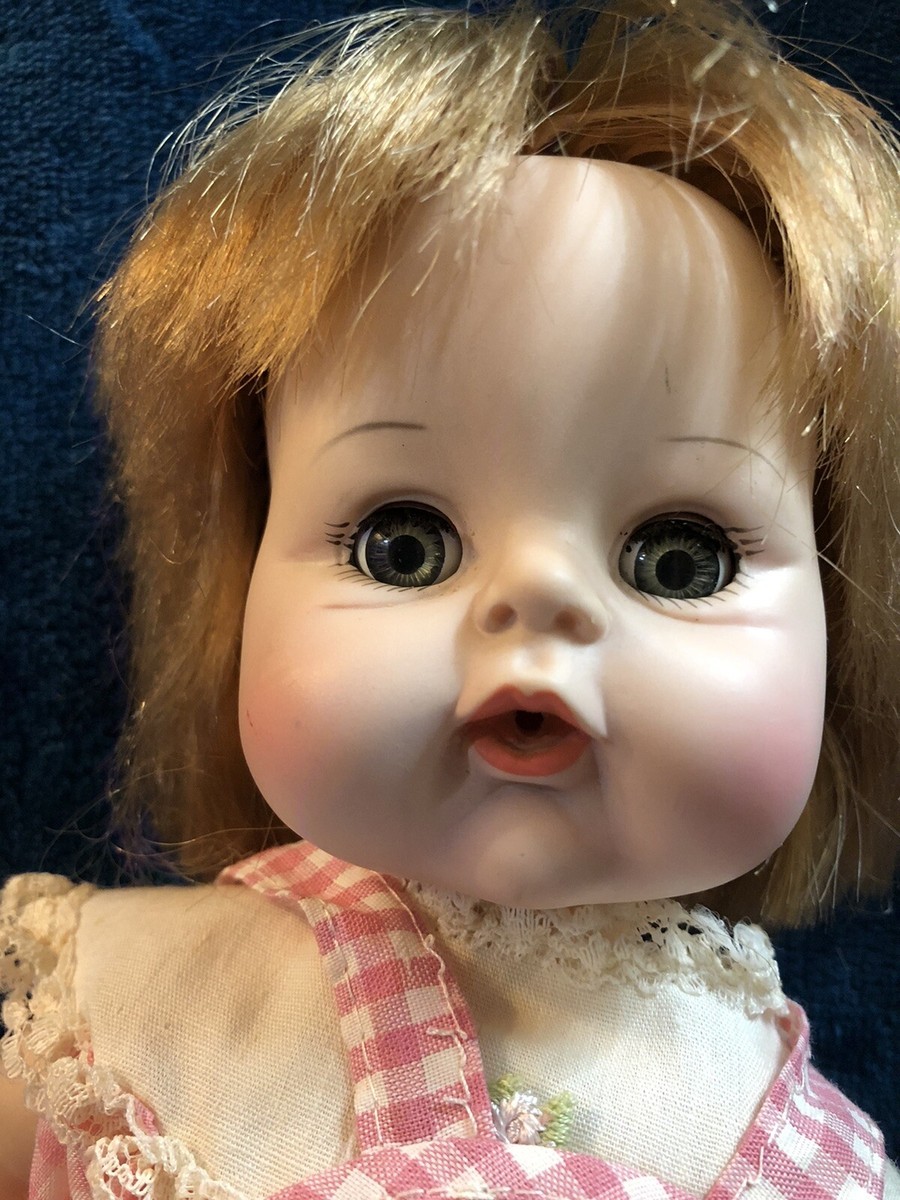 ヴィンテージ　マダムアレクサンダー　ベビー　1965年　スリーピングアイ Madame Alexander 13” Sweet Tears 1965, Sleep, Drink, Wet