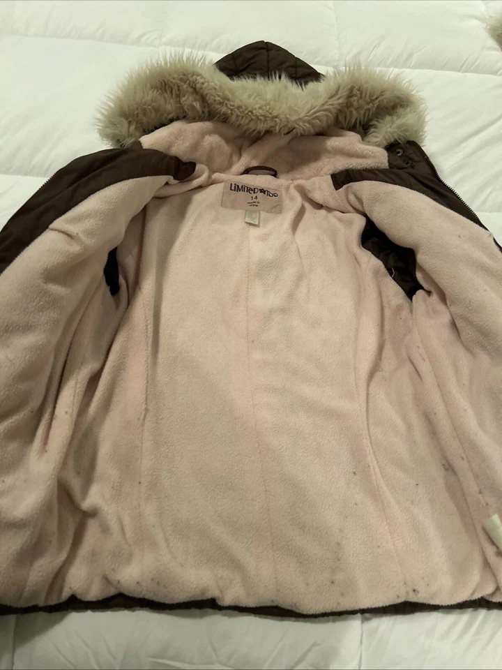 Abrigo de invierno Limited Too niñas 14 - marrón/rosa con capucha forrada de piel sintética extraíble Foto 3 de 4