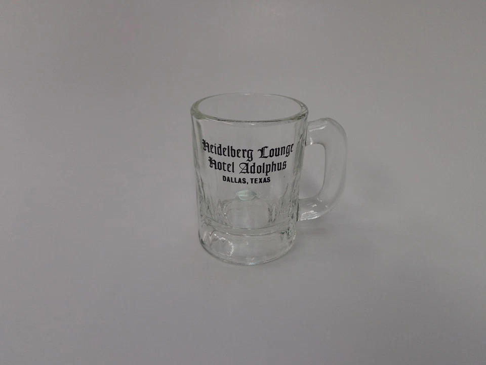 TAZA DE VIDRIO MINIATURA VINTAGE HISTÓRICA ADOLPHUS HOTEL DALLAS - RARA Foto 2 de 4
