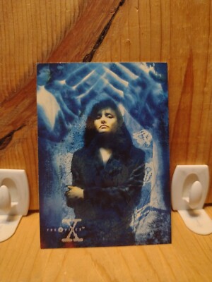 1995 Topps The X-Files  CARD: #15.   Episodes. SHADOWS FA1