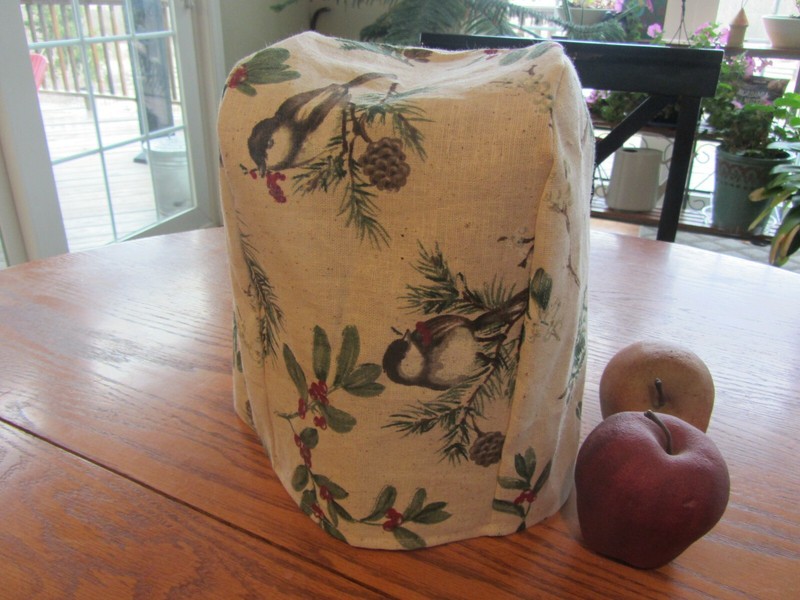 Pfaltzgraff Winterwood  Appliance DUST Cover for  Can Opener or Juicer  LAST ONE