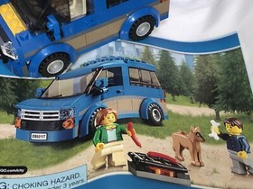 LEGO City 60117 Van & Caravan - with Minifigs and Manuals