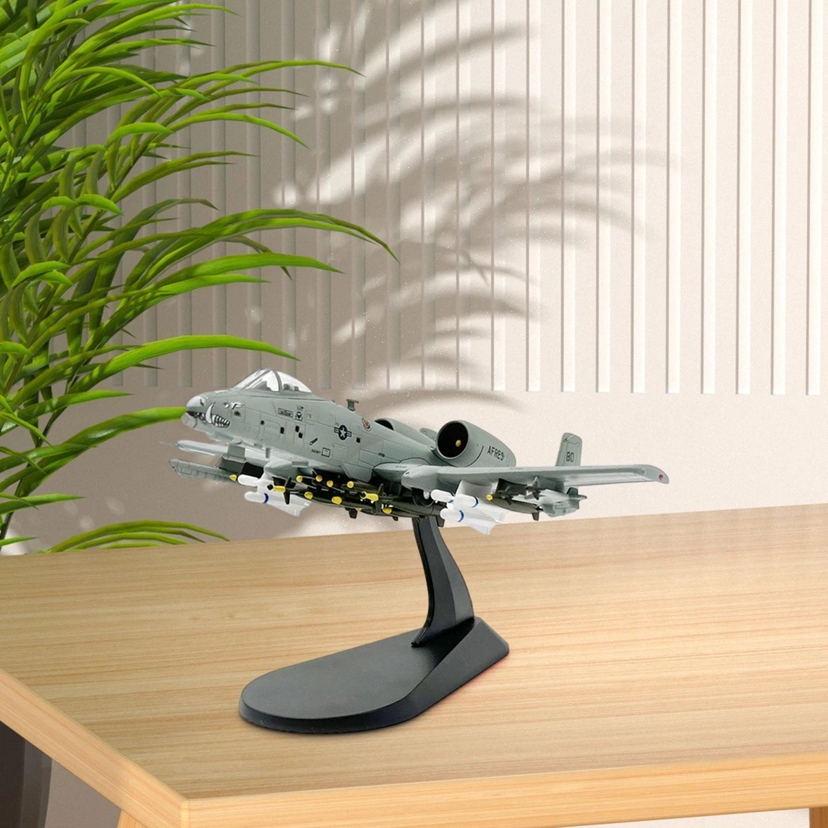 1 100 Scale Aviation Model Collectibles Diecast Alloy Plane Model