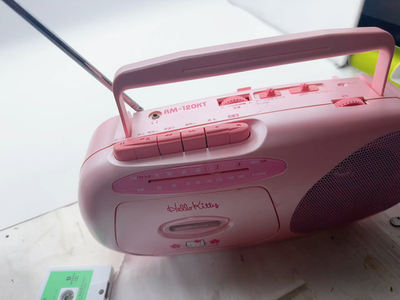 Sanrio Hello Kitty Pink AM/FM Radio Cassette Recorder RM-120KT