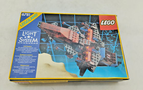 LEGO 6781 SP-Striker Space Police with BOX ORIGINAL BOX Vintage Retro Light System 6986