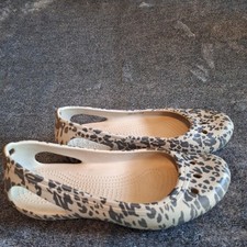 CROCS Kadee Ballet Shoes Womans 9 CHEETAH/LEOPARD PRINT Comfort