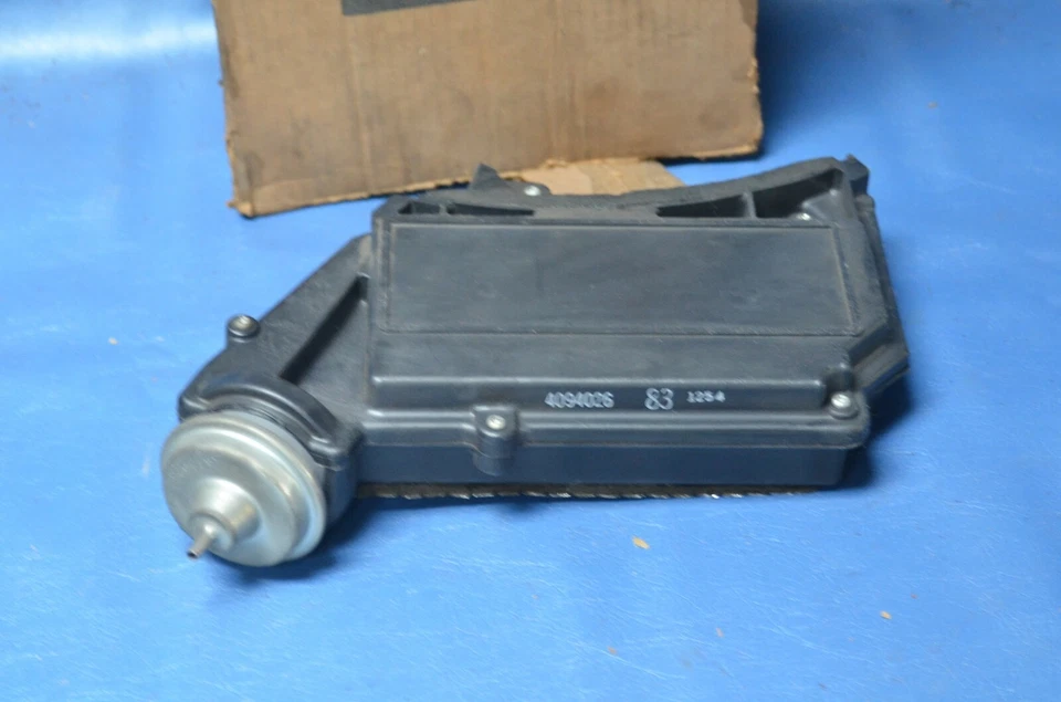 Nuevo de Lote Antiguo 1977 Chrysler New Yorker MOTOR COMPUTADORA ECM Control 4240481 Mopar 7.2 440ci Foto 4 de 4