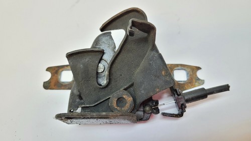 VW Polo 6N 1,0  -  Motorhaubenschloss Schloss Motorhaube   (26)