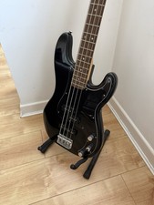 Squire P BASS-Affinity Series Bass Guitar Black