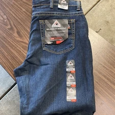 New Bulwark FR Relaxed Fit Boot Cut Safety Work Jeans ( 42 X 30 ) Blue NWT