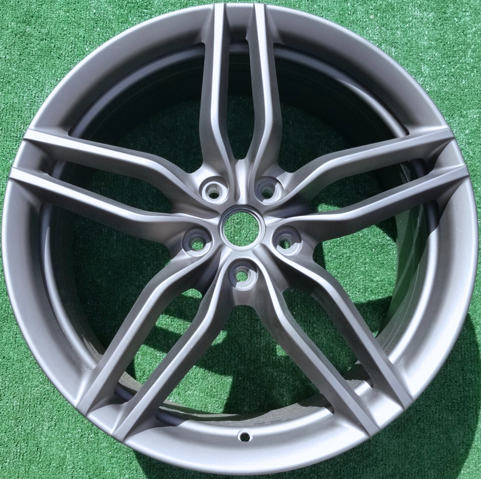 Factory Ferrari FF Front Wheel Forged OEM Gray Grey Grigio 20 x 8.5 inch 272381